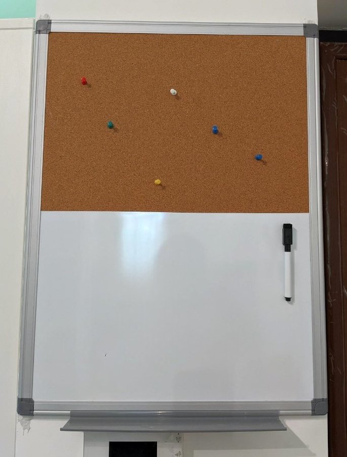 NY Whiteboard med korkbräda | 90 x 60 cm | inkl tillbehör | Ordpris 559kr