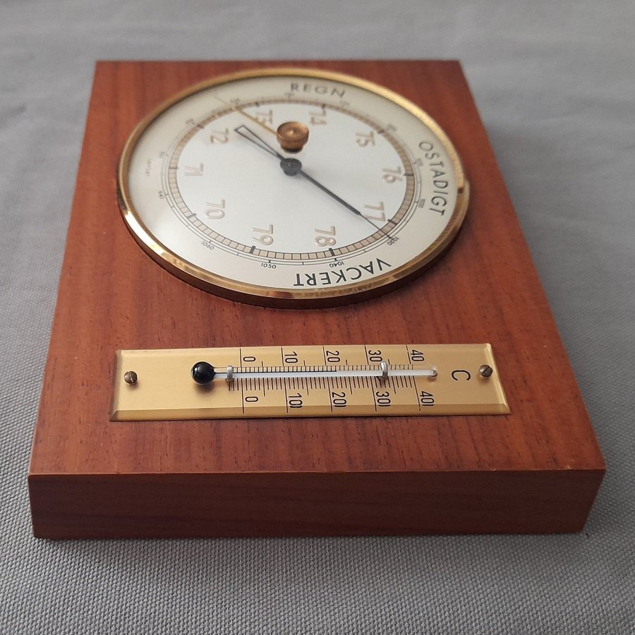 Vintage Barometer  Termometer i Teak