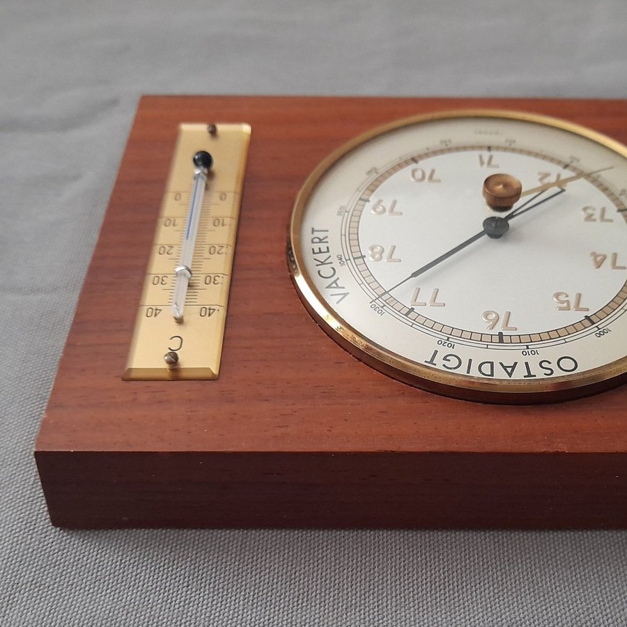 Vintage Barometer  Termometer i Teak