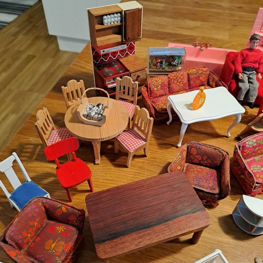 Lundby original möbler över 1 kg stor lot samling paket dockhus dockskåp retro