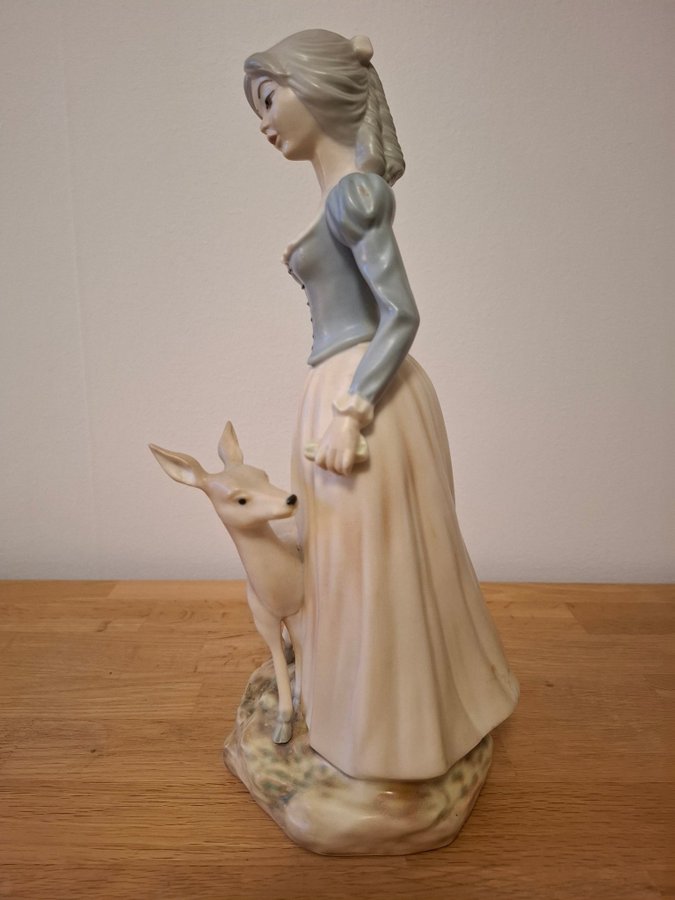 Figurin porslin flicka och kid Tengra