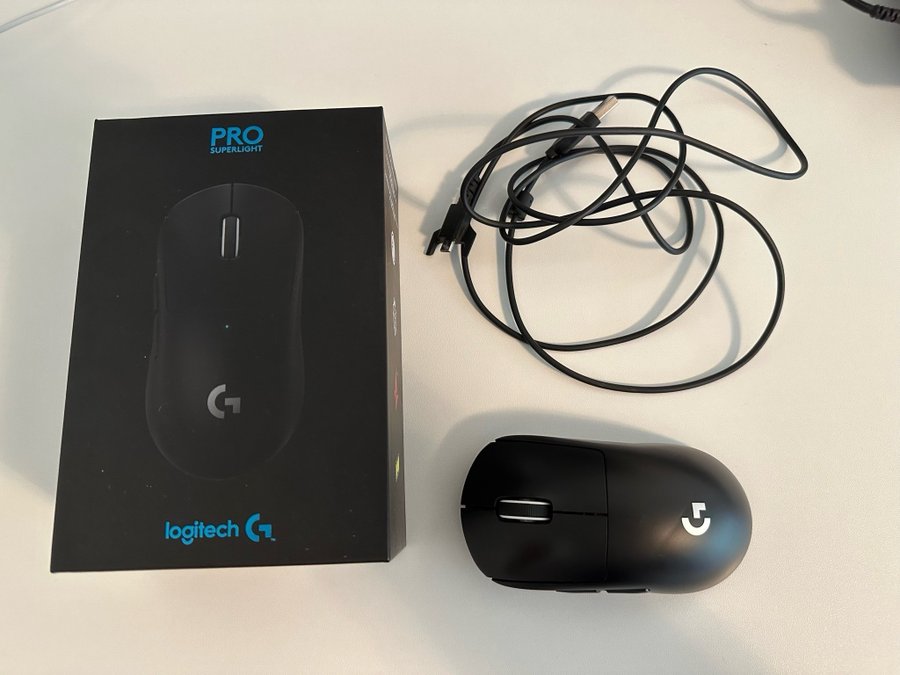 Logitech PRO x superlight wireless gaming mouse