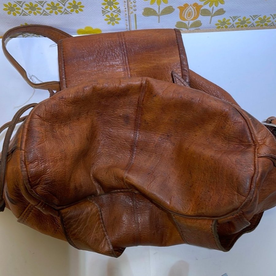 Ryggsäck i läder från 70talet vintage leather backpack