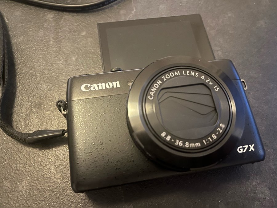 Canon PowerShot G7X