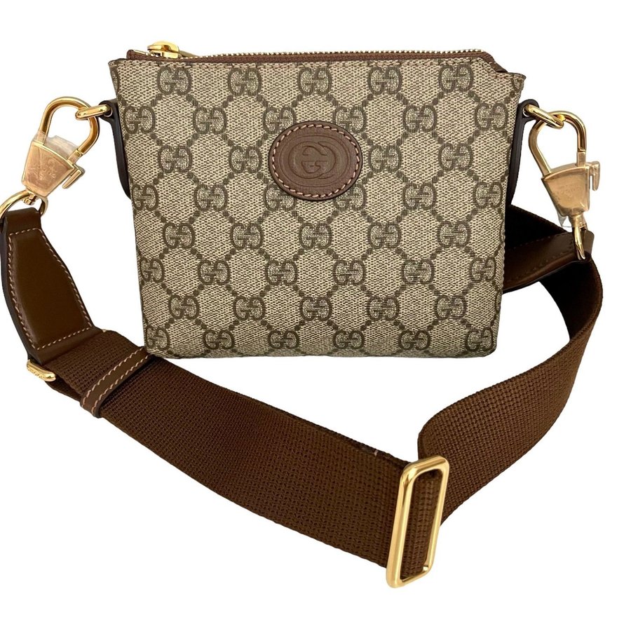 Brandnew Gucci Interlocking GG Supreme 2 in 1 Crossbody / Clutch