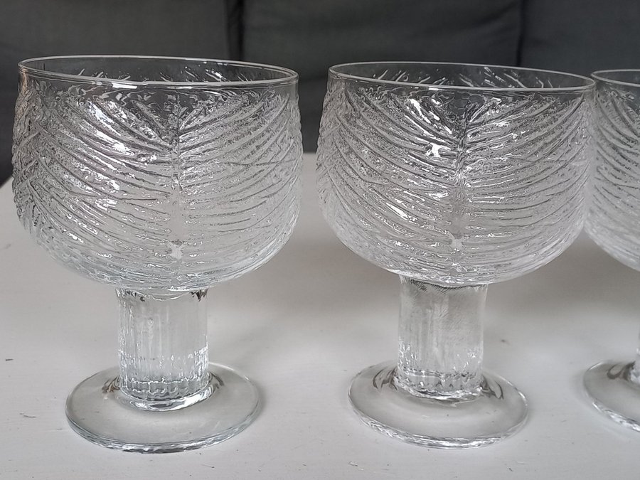 TALLKRONA 4 st VINGLAS / ÖLGLAS Bengt EDENFALK Royal Krona