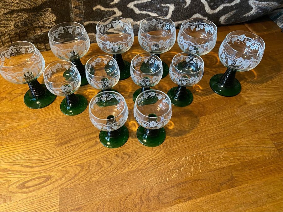 Remmare vinglas - retro glas - dekor vinranka 12 st