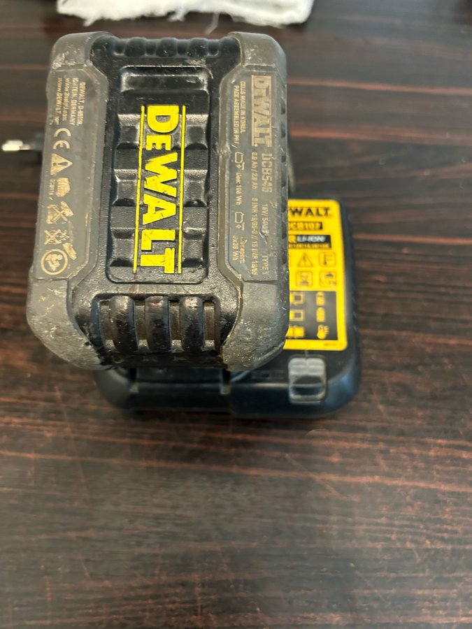 Dewalt XR flexvolt Batteri och Laddare