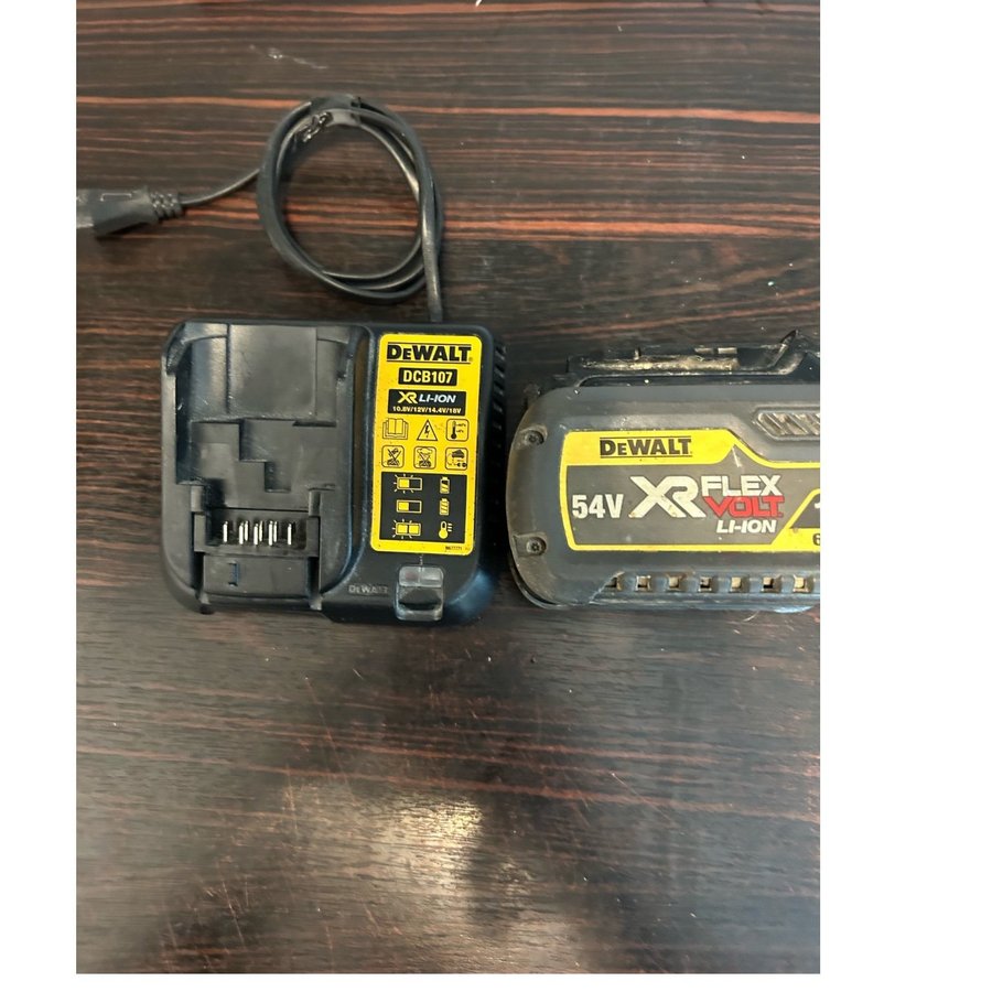 Dewalt XR flexvolt Batteri och Laddare