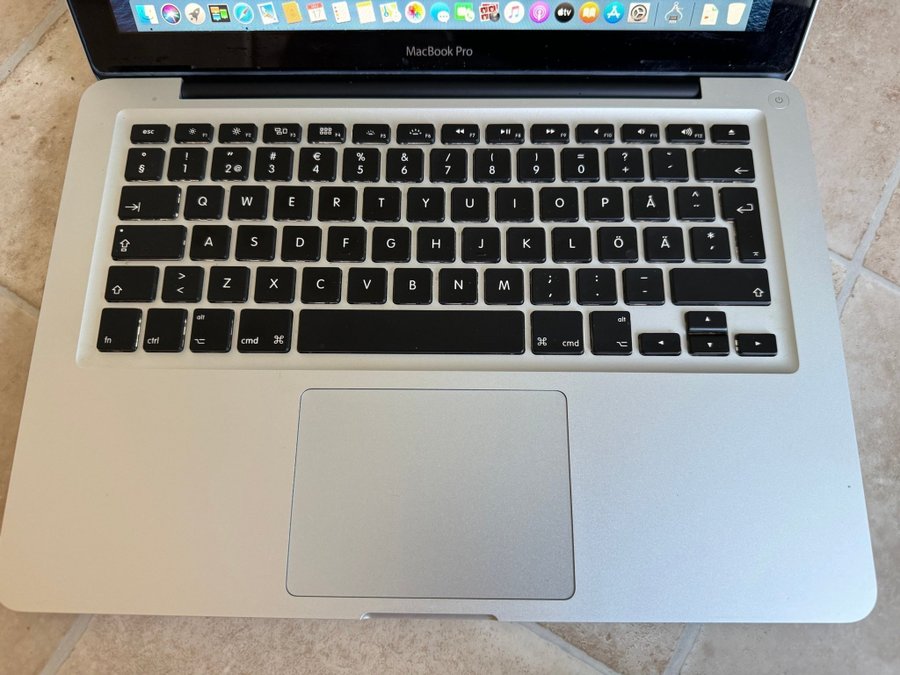 Finskick i5 Intel 31GHz MacBook Pro 16GB/240GB SSD