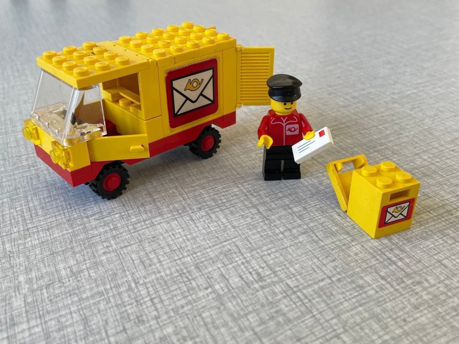 Lego retro set 6651-1 - Post Office Van (1981)