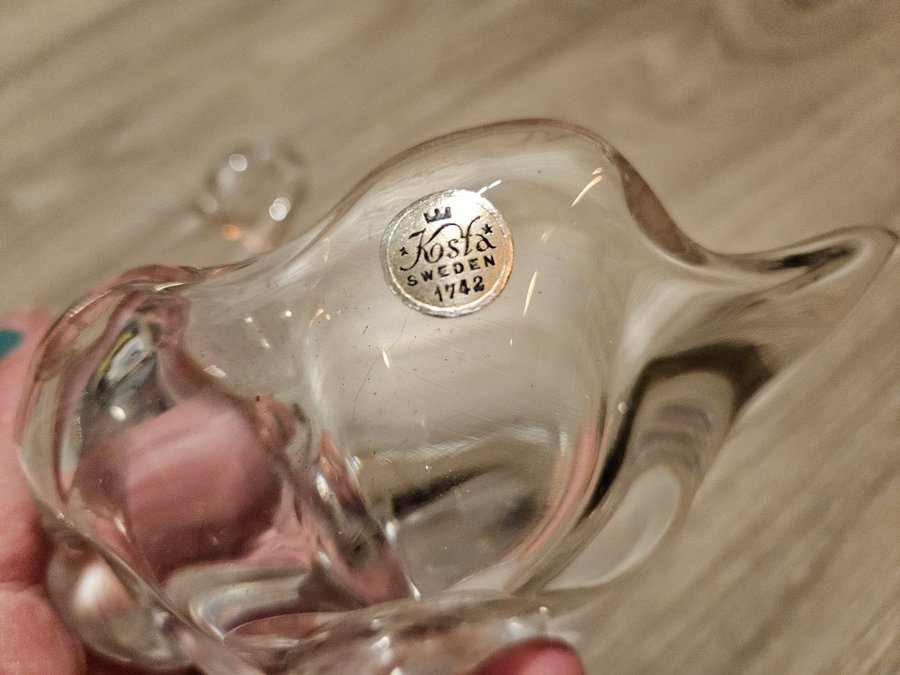 Glassvan Kristall KOSTA Sweden skål ljuslykta Svan konstglas kristall glas