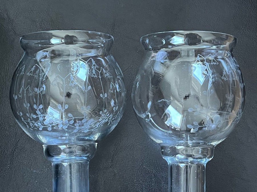 2 stycken Bergdala glasljusstakar / vasar där ljuset flyter Läckra!