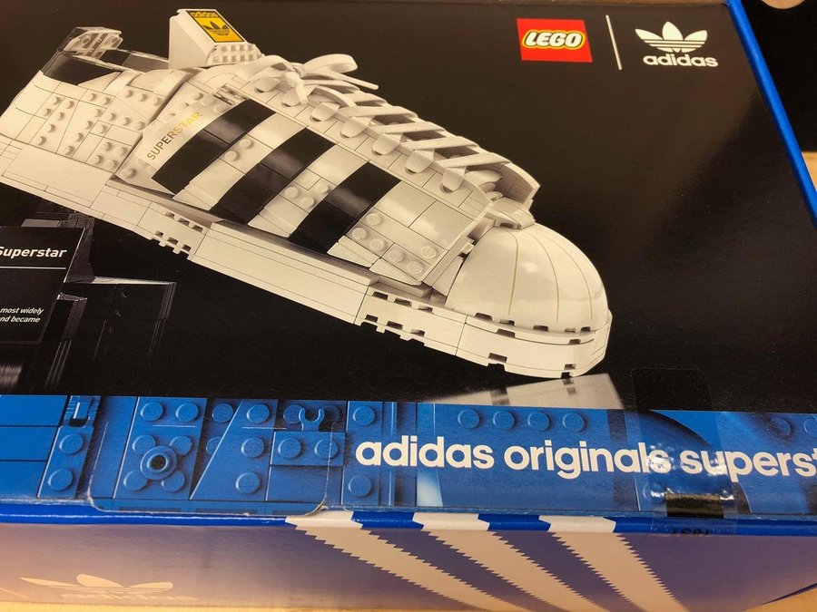 LEGO 10282 "Adidas Originals Superstar" - från 2021 oöppnad / förseglad!