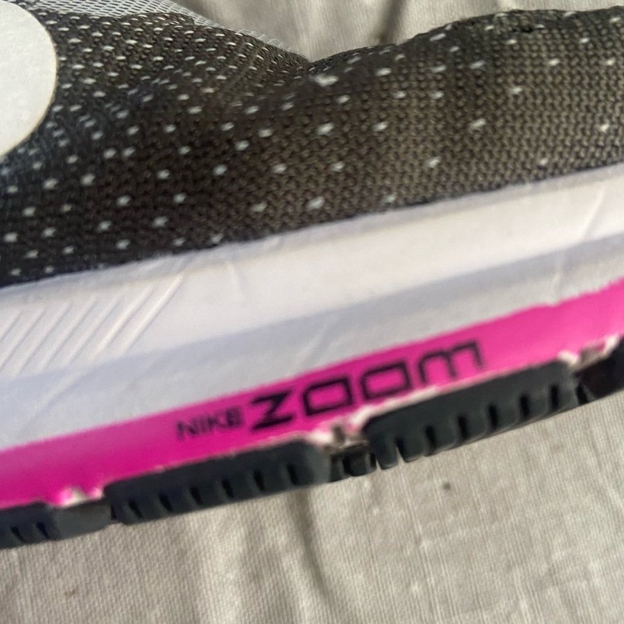 Nike zoom structure 20 rosa/grå löparsko dam