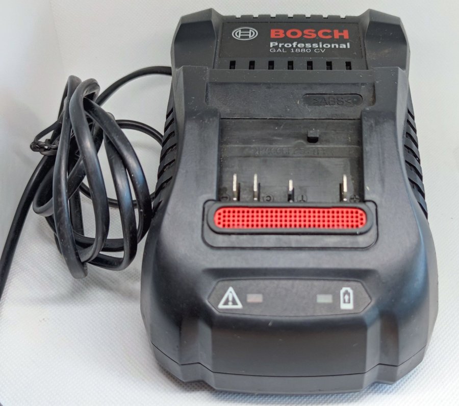 Bosch 18V 40Ah Li-Ion Batteri  Laddare