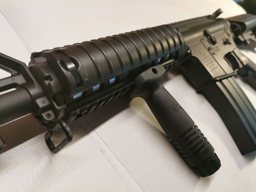 Colt M4 A1 CQBR AEG Airsoft Gevär