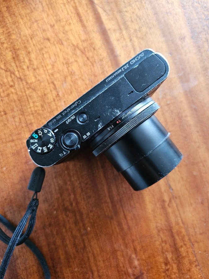 Sony Cyber-shot DSC-RX100