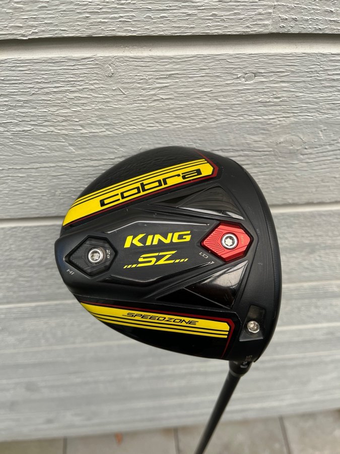 Cobra King SZ Driver 105° med Hzrdus Smoke 60g S-svingvikt