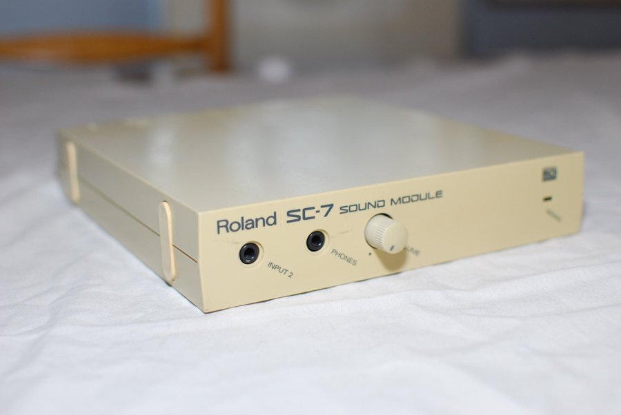 Roland Sound Canvas SC-7
