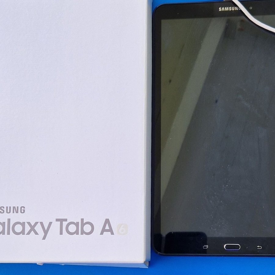 SURFPLATTA SAMSUNG GALAXY TAB A6 MED TILLBEHÖR