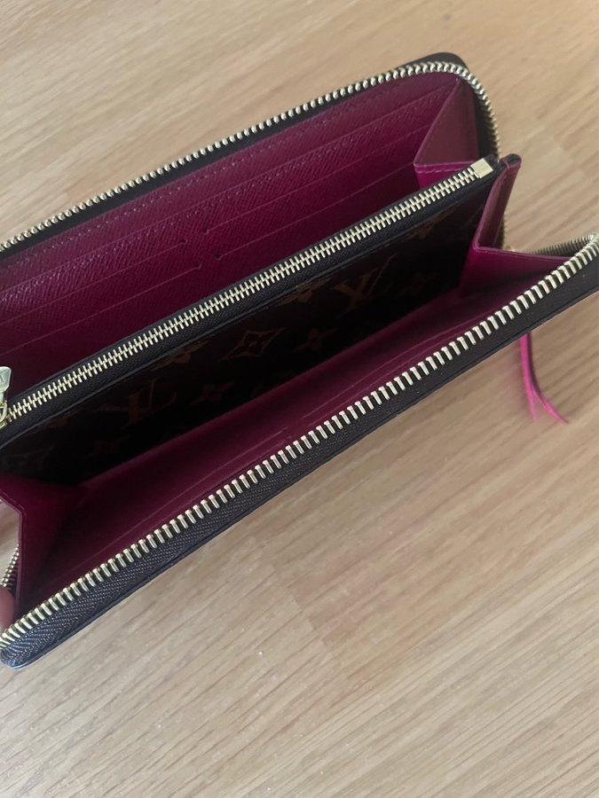 Louis Vuitton Clémence plånbok