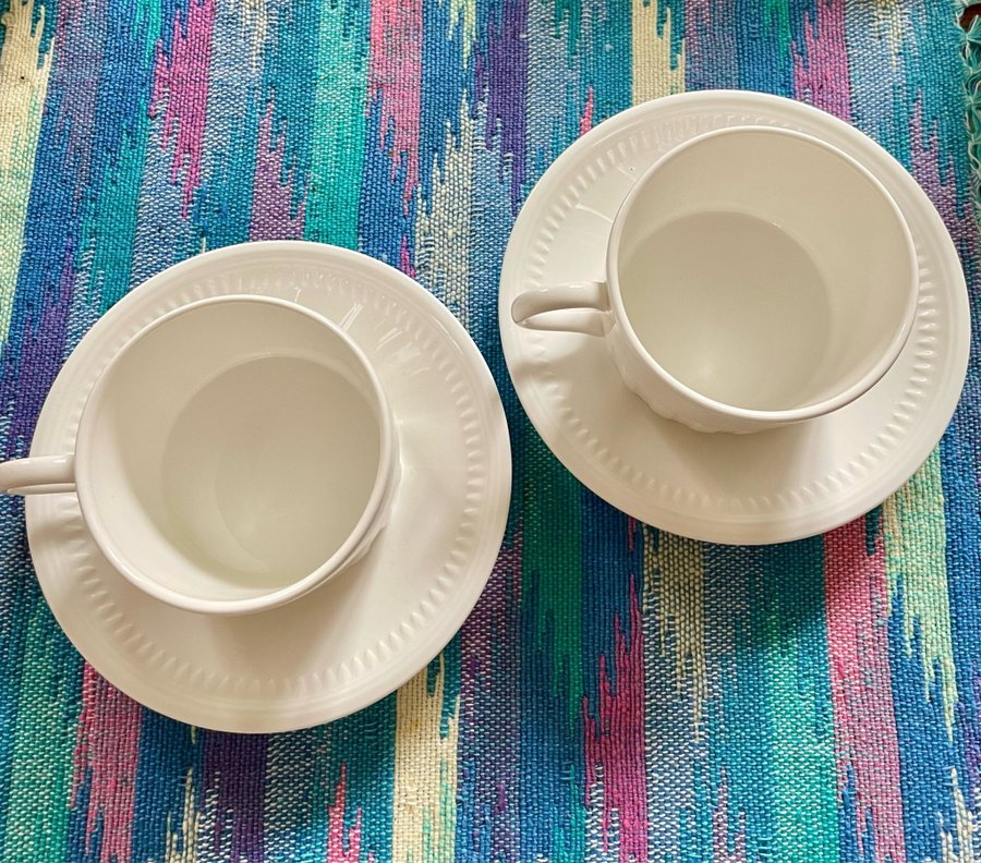 2 WEDGWOOD COLOSSEUM KOPPAR OCH FAT SET PORSLIN RETRO VINTAGE