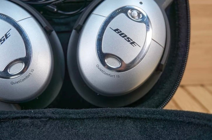 BOSE Quiet Comfort hörlurar NYSKICK!