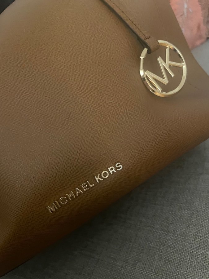 Snygg brun äkta Michael Kors