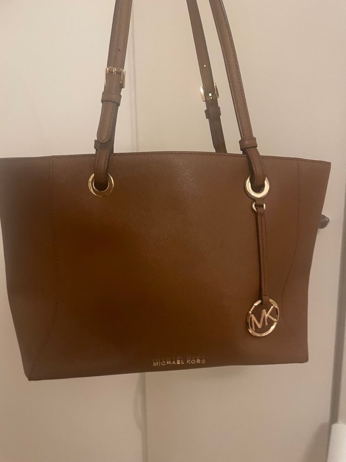 Snygg brun äkta Michael Kors