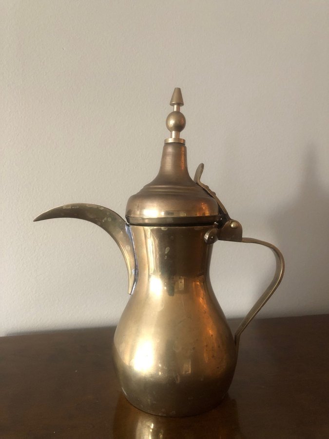 Arabisk kaffekanna ”dallah”
