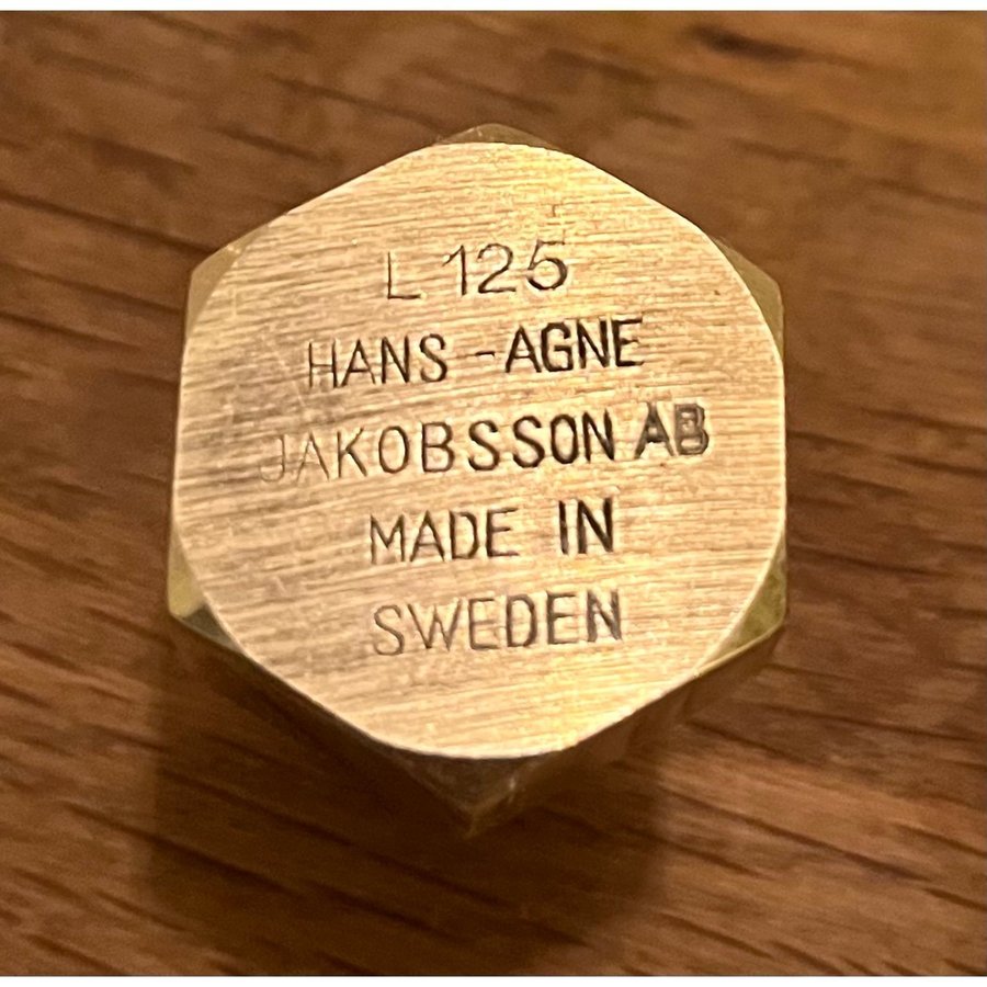 Miniatyrer Hans Agne Jacobsson AB 2 st mässing