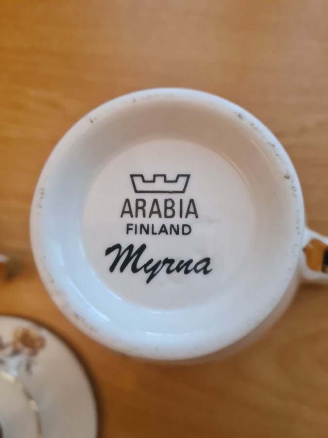 Arabia Myrna skål med lock +kanna