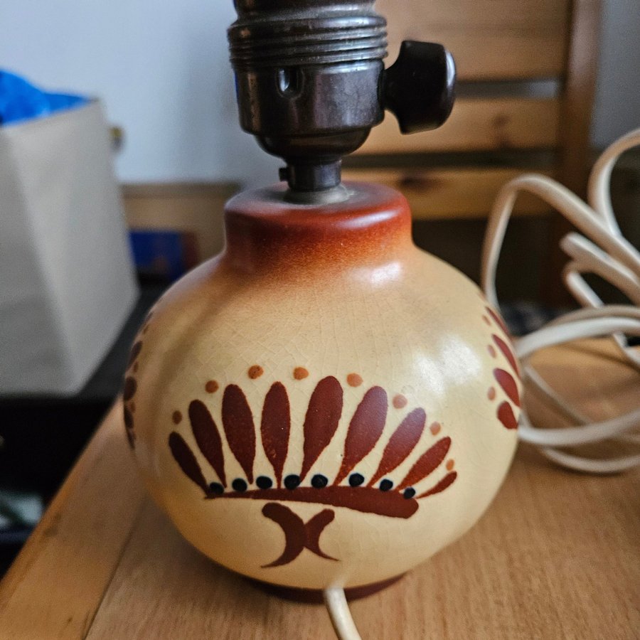 Äldre bordslampa keramik Art deco