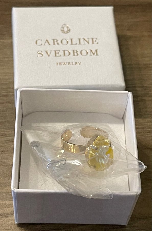 NY Caroline Svedbom mini drop ring guld sunshine delite gul