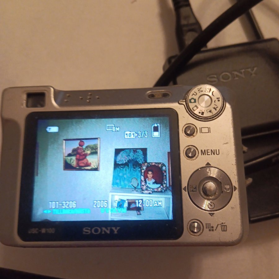 Sony Cybershot Digitalkamera Carl Zeiss objektiv Dsc-W100