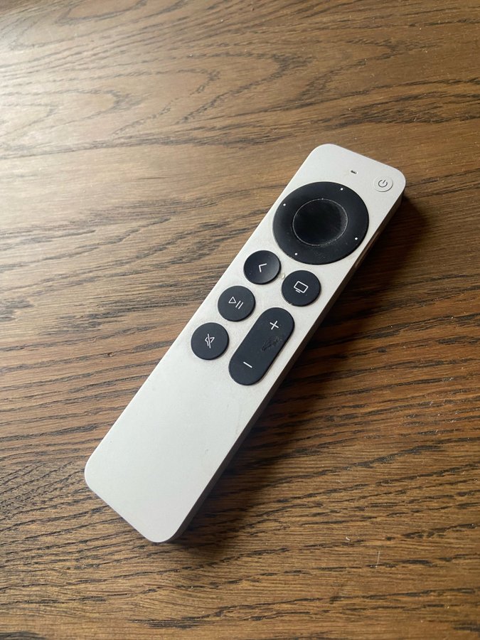 Apple remote 2nd gen A2540