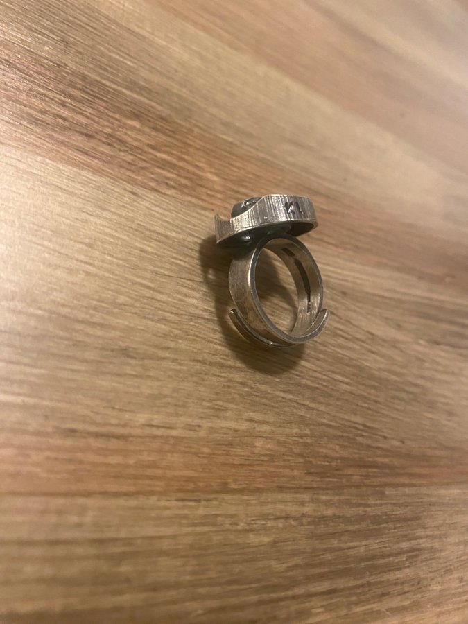 Karl Laine Finland ring i äkta silver och bergskristall