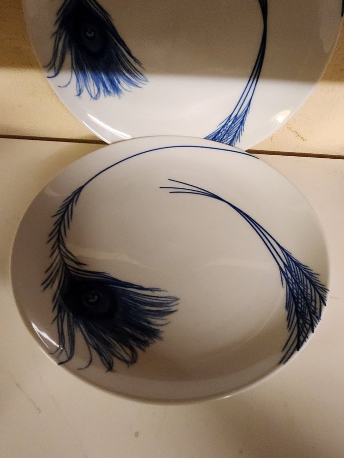 2 stMagnor NorwayPeacock Blue Talrika