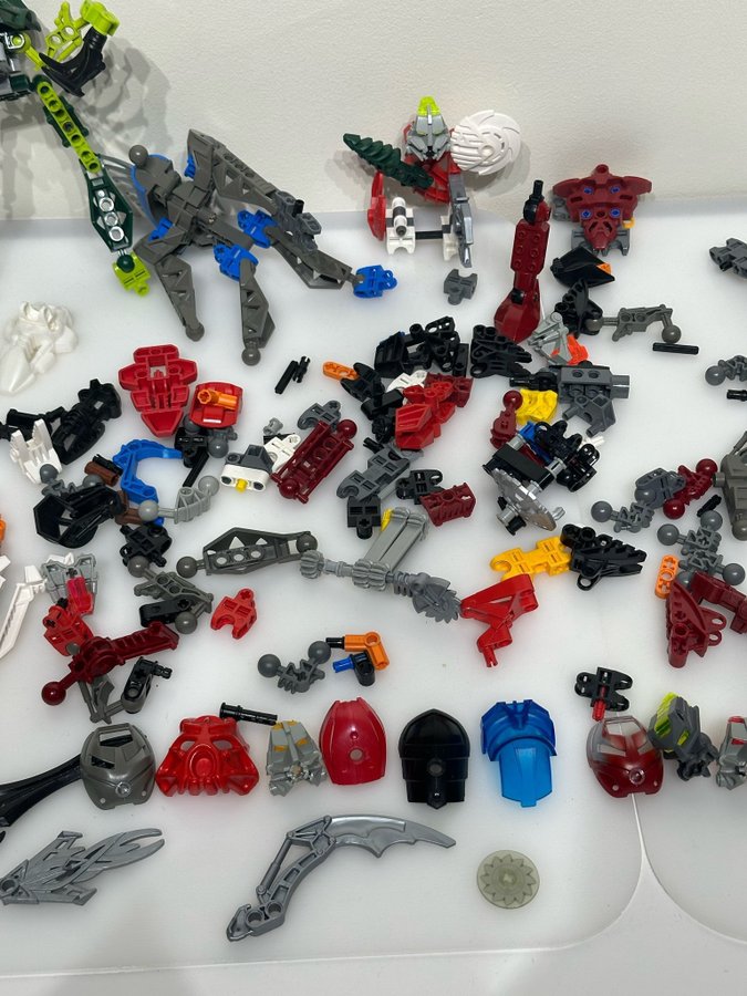 Lego bionicle - blandat parti - reservdelar