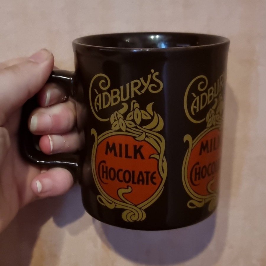 Vintage Cadbury's Milk Chocolate mugg i Art Nouveau stil 1990