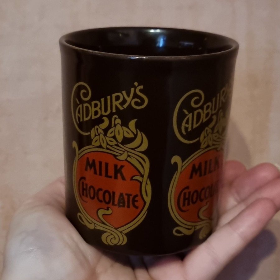 Vintage Cadbury's Milk Chocolate mugg i Art Nouveau stil 1990