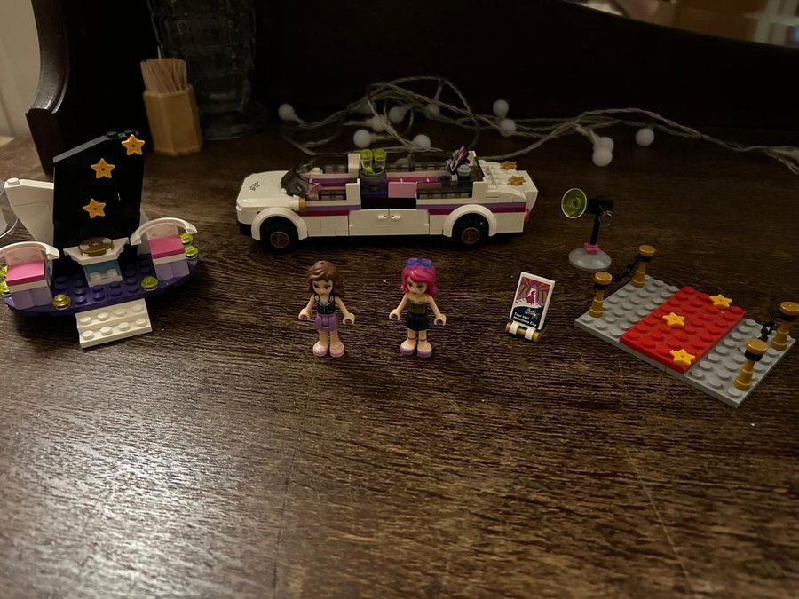 LEGO Friends - Popstjärnans Limousin