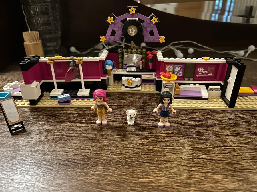 LEGO Friends Popstjärnans omklädningsrum