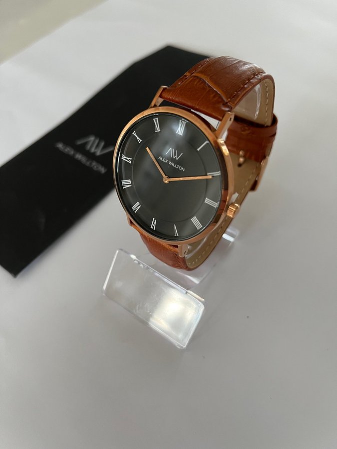 ALEX WILLTON WATCH Birmingham 40 mm Roseguld med brunt krokodilstil läderband