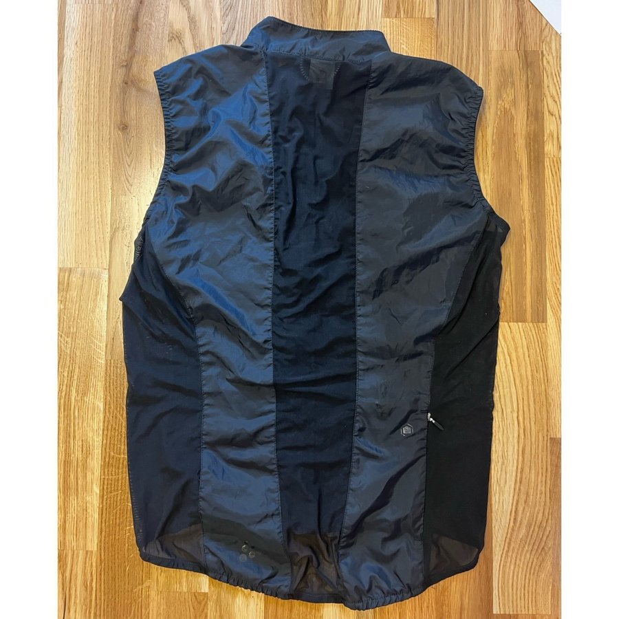 Craft Essence light wind vest Storlek M