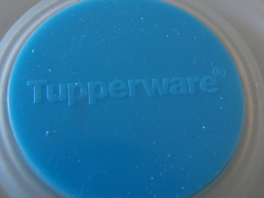 TUPPERWARE! 2ST BURKAR MED MJUKT LOCK! 14L+19L!