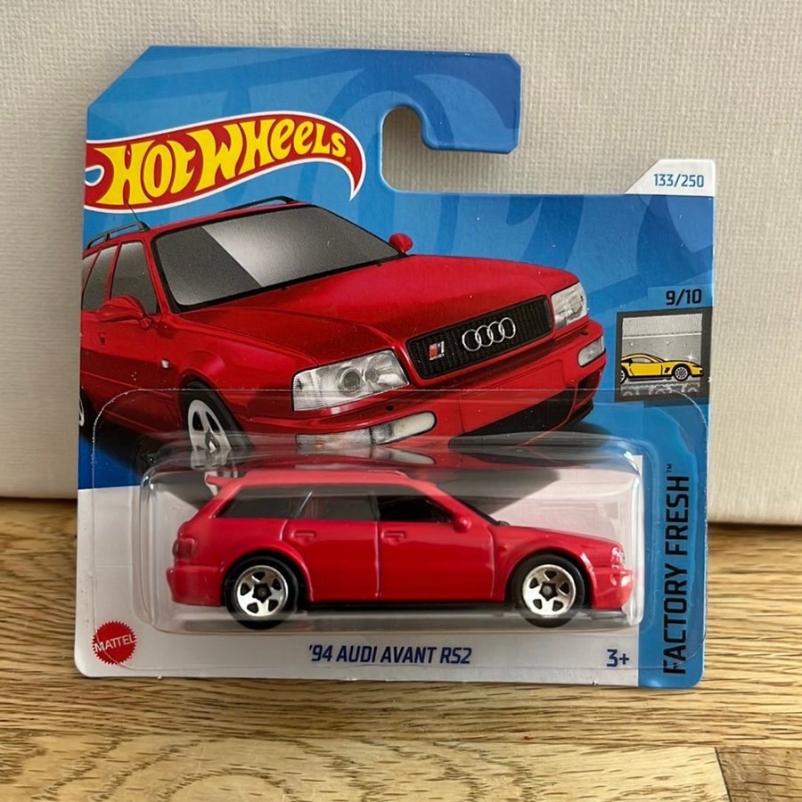 Hot Wheels '94 Audi Avant RS2 (133/250)