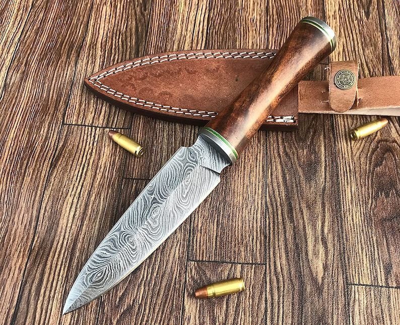 Damascus Steel Handmade Hunting dagger Knife with Leather Cover