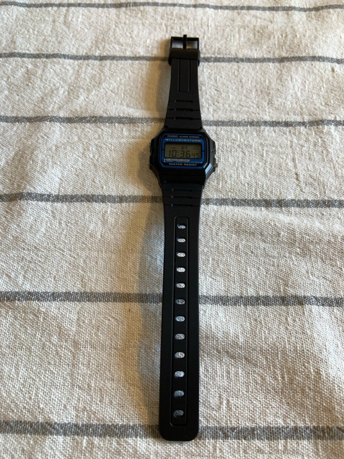 Casio F-105